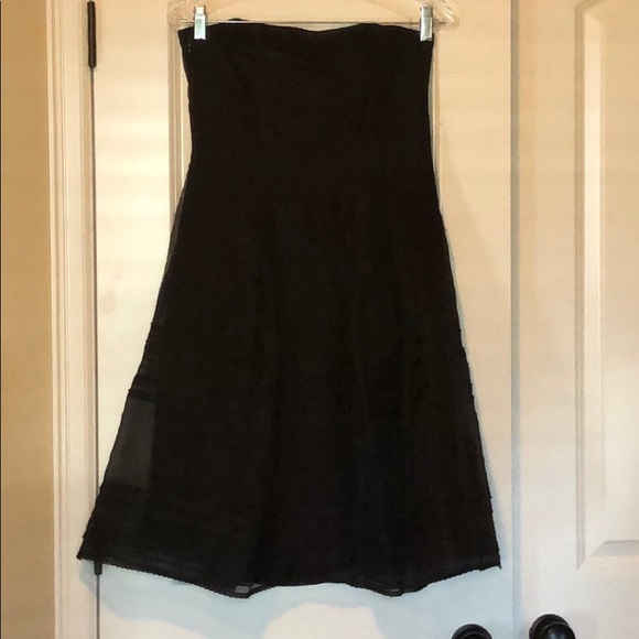 White House Black Market Strapless Cocktail Dress - Picture 10 of 10